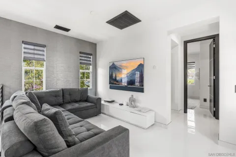 $1,575,000 | 3410 Filoli Circle, Carlsbad, CA 92009