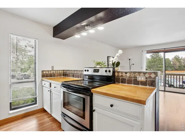 $340,000 | 695 Manhattan Drive, Unit 109, Boulder, CO 80303