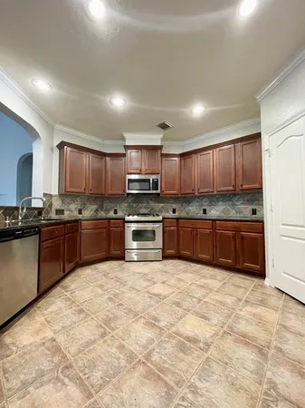 $2,900 | 9826 Parsonsfield Lane, Katy, TX 77494