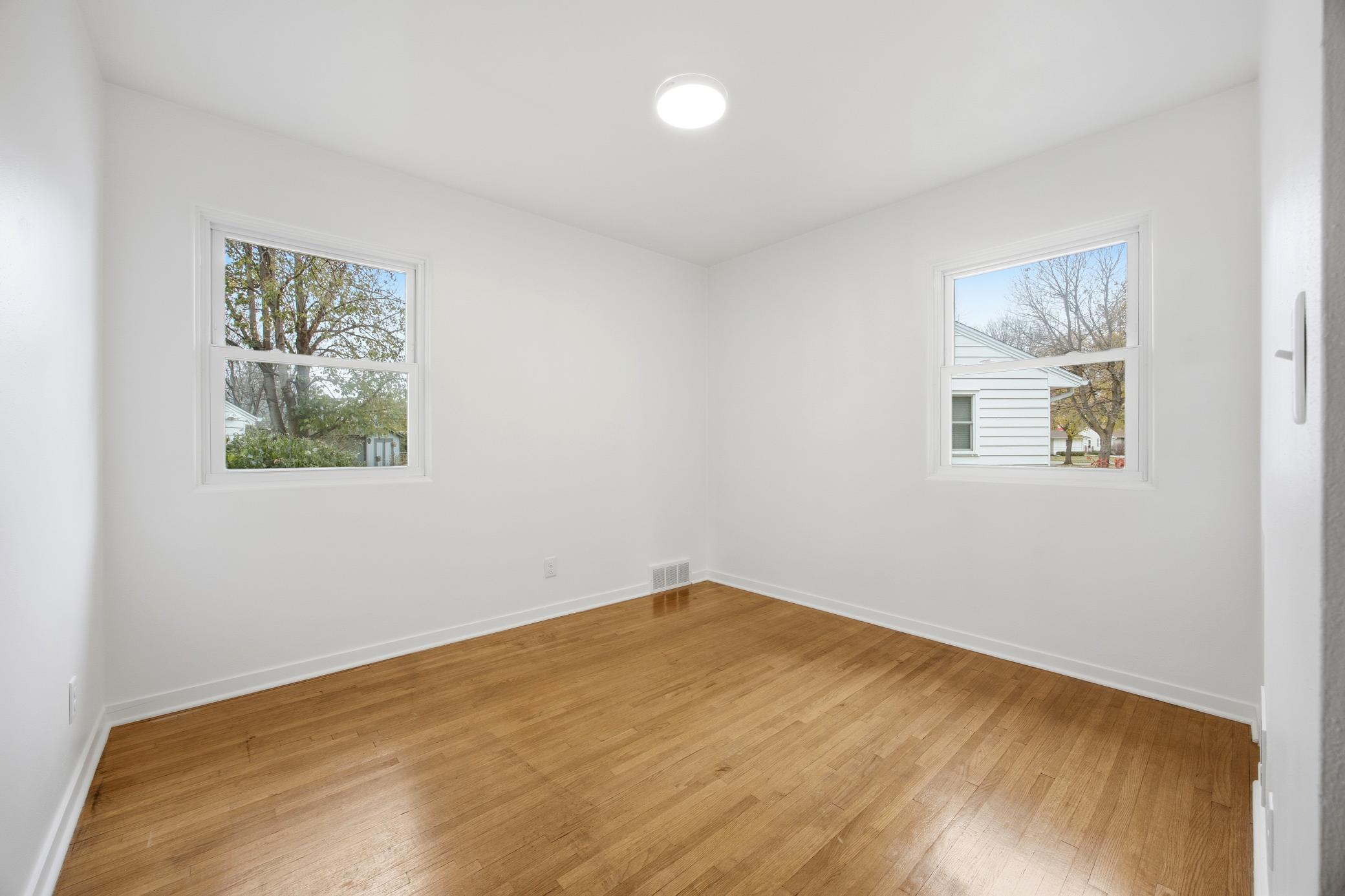 1425 11th Street South Fargo, ND 58103 - Photo 16 of 37