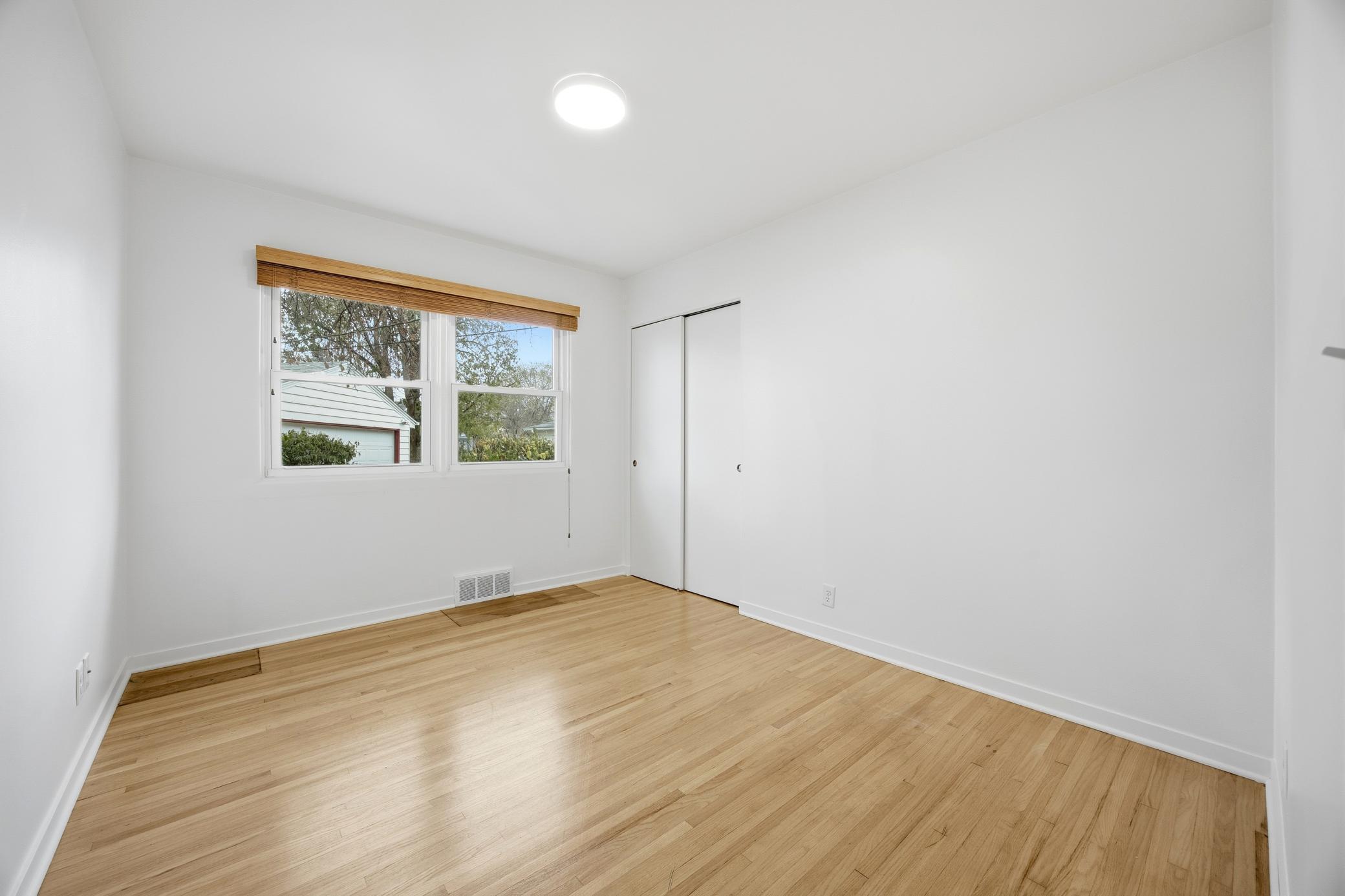 1425 11th Street South Fargo, ND 58103 - Photo 20 of 37