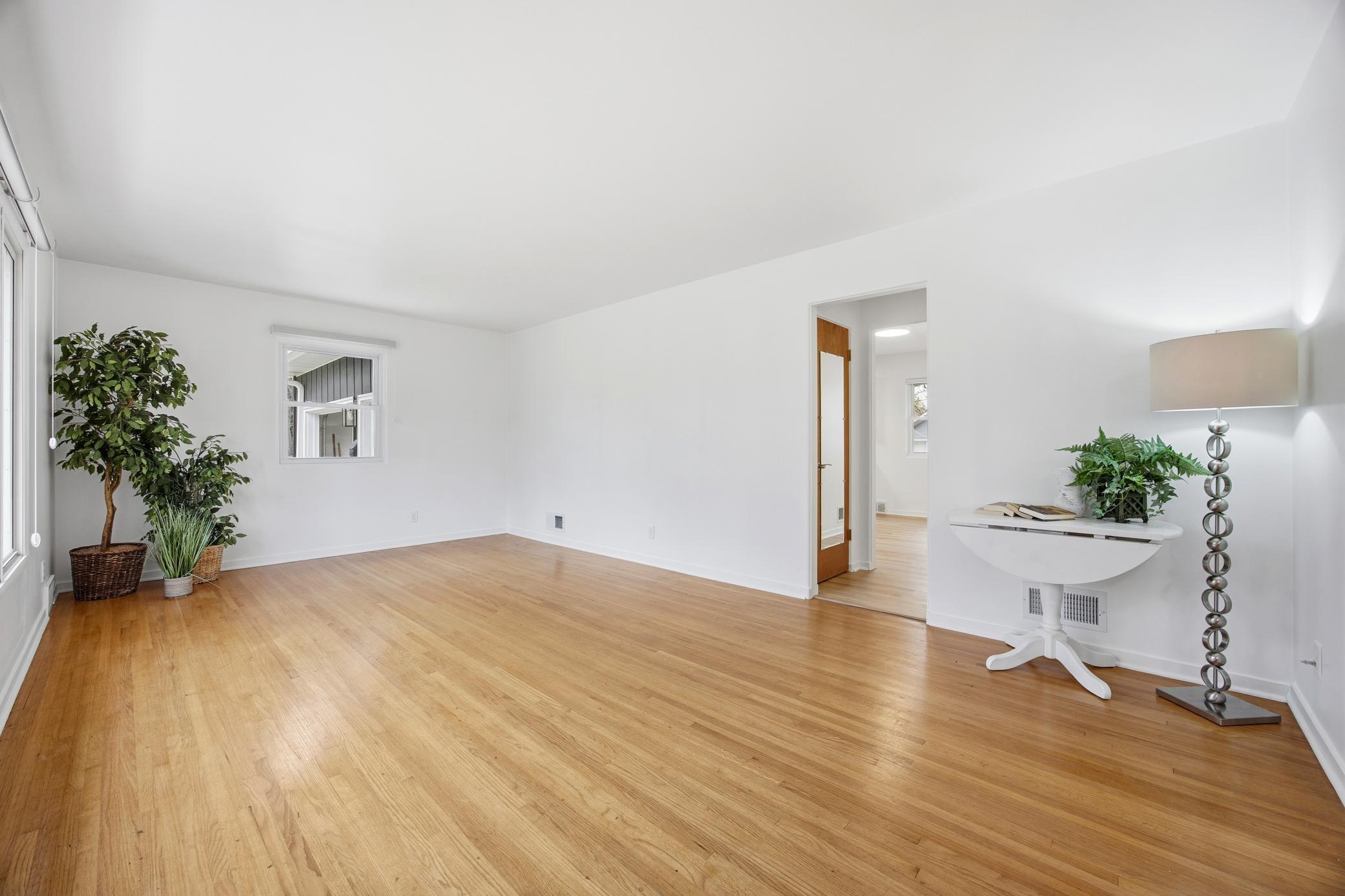 1425 11th Street South Fargo, ND 58103 - Photo 6 of 37