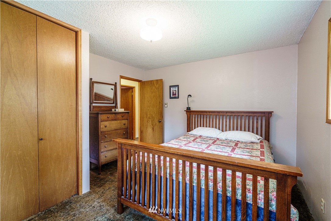 2506 Hazel Dell Road Castle Rock, WA 98611 - Photo 15 of 40 Gallery Image 15