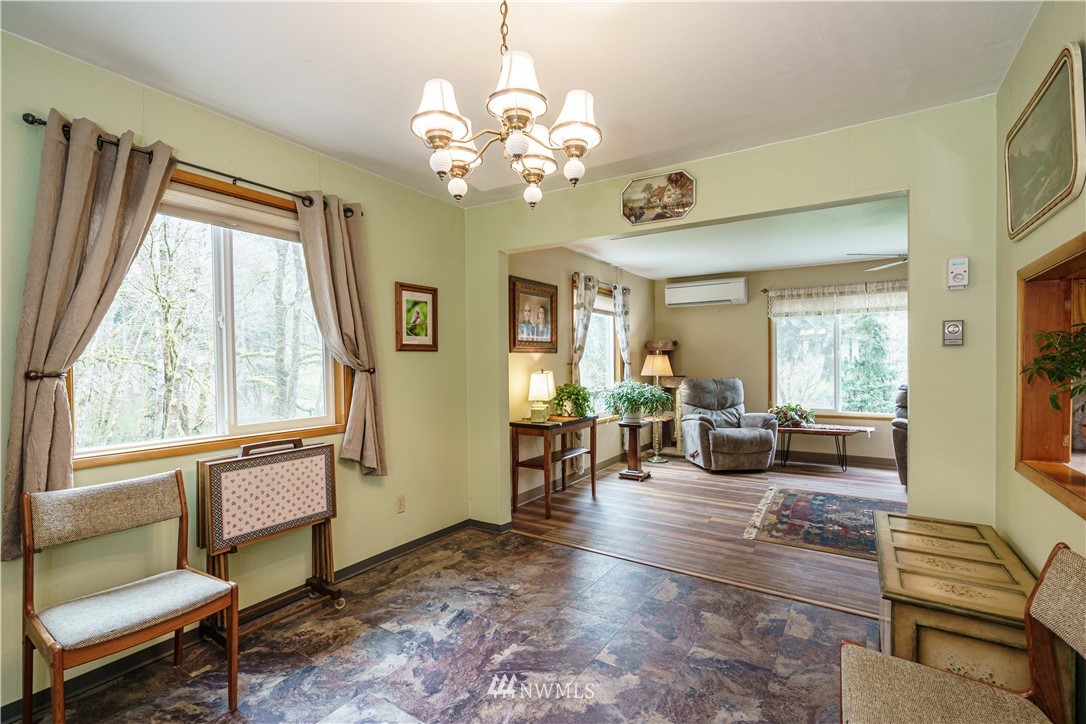 2506 Hazel Dell Road Castle Rock, WA 98611 - Photo 7 of 40 Gallery Image 7