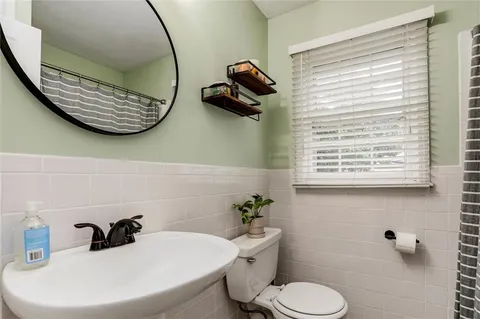 $359,900 | 8309 Belleview Avenue, Kansas City, MO 64114