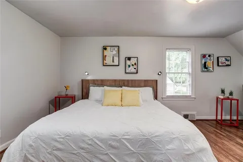 $359,900 | 8309 Belleview Avenue, Kansas City, MO 64114