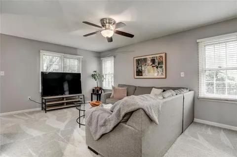 $359,900 | 8309 Belleview Avenue, Kansas City, MO 64114