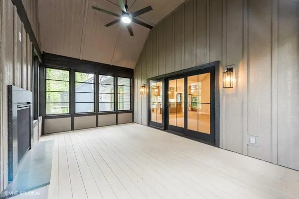 $1,185,000 | 194 North Cricket Knoll, Valparaiso, IN 46385