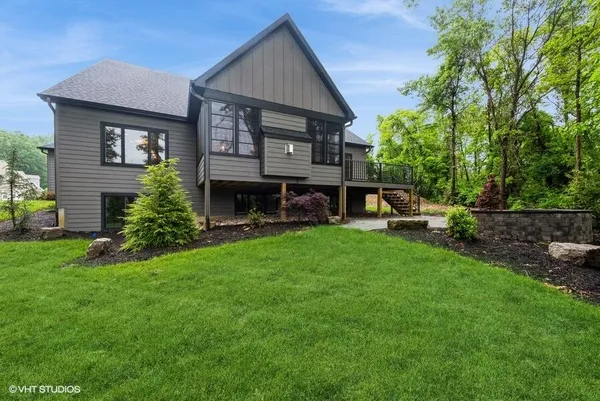 $1,185,000 | 194 North Cricket Knoll, Valparaiso, IN 46385