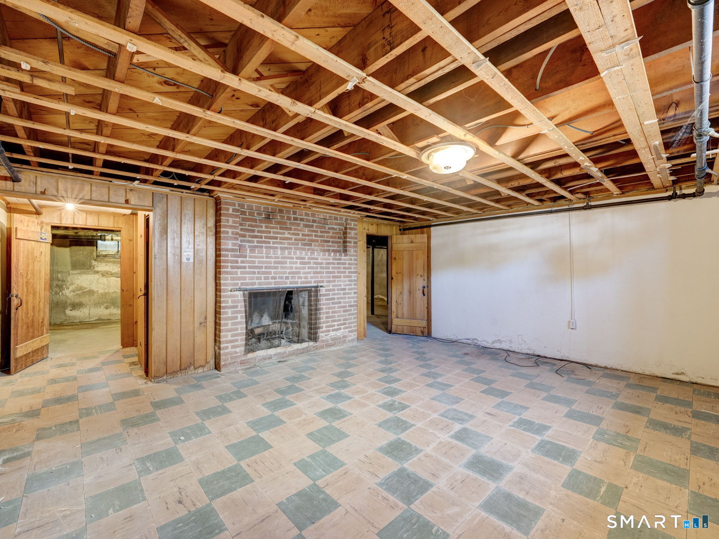 176 Stearns Street Bristol, CT 06010 - Photo 31 of 38