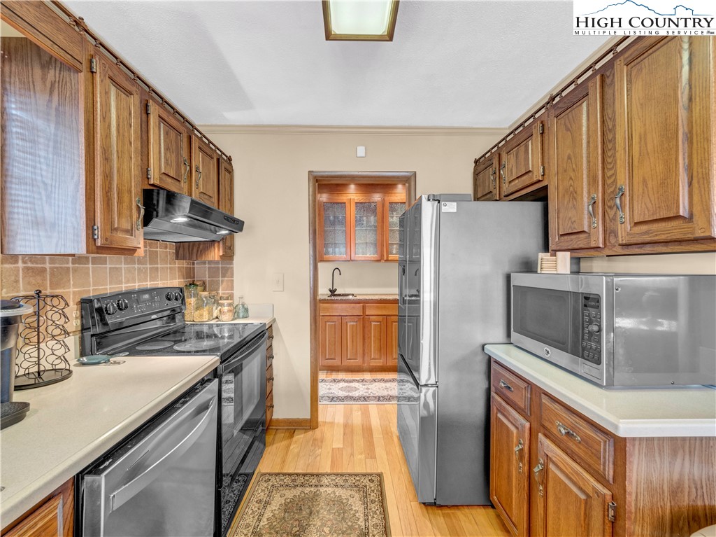 200 Tamarack Road Beech Mountain, NC 28604 - Photo 15 of 43 Gallery Image 15