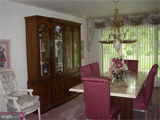 536 Hoyt Road Huntingdon Valley, PA 19006 - Photo 3 of 6