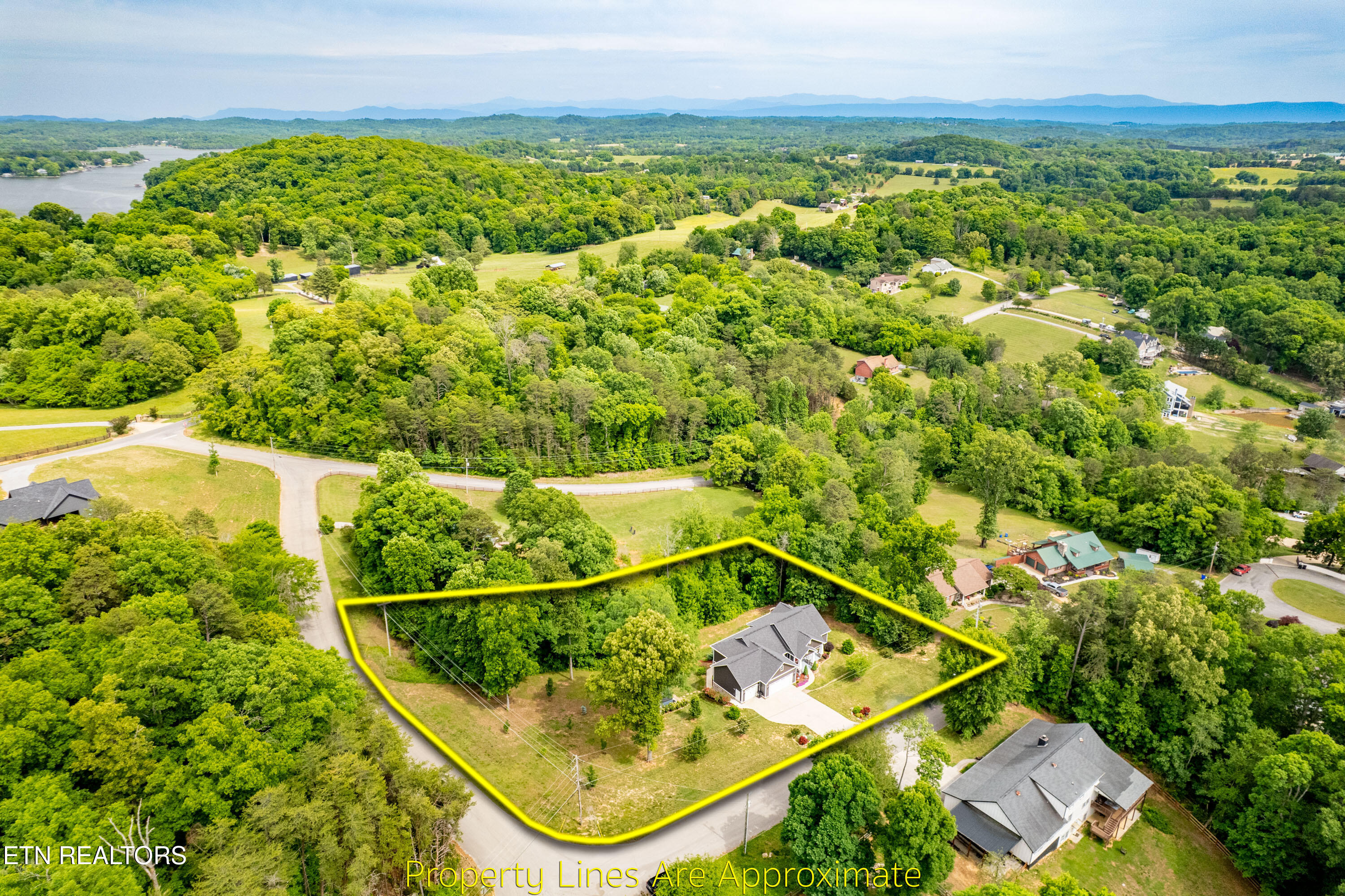 722 Rio Drive Friendsville, TN 37737 - Photo 38 of 43 722RioDr-11