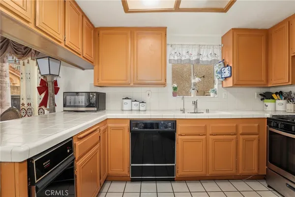 $799,000 | 8755 Cedar Street, Bellflower, CA 90706