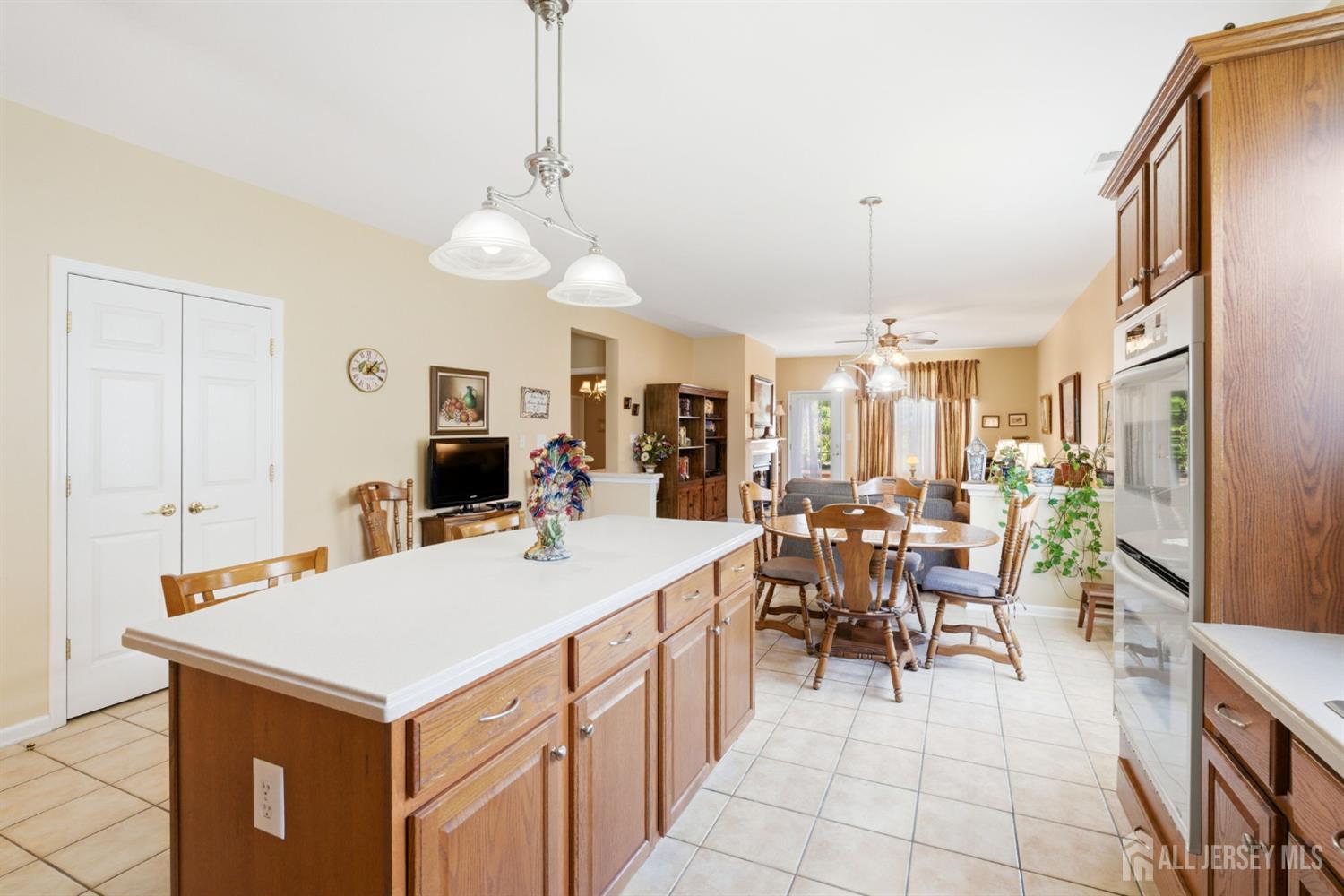 16 Barbaras Way Jackson, NJ 08527 - Photo 15 of 40