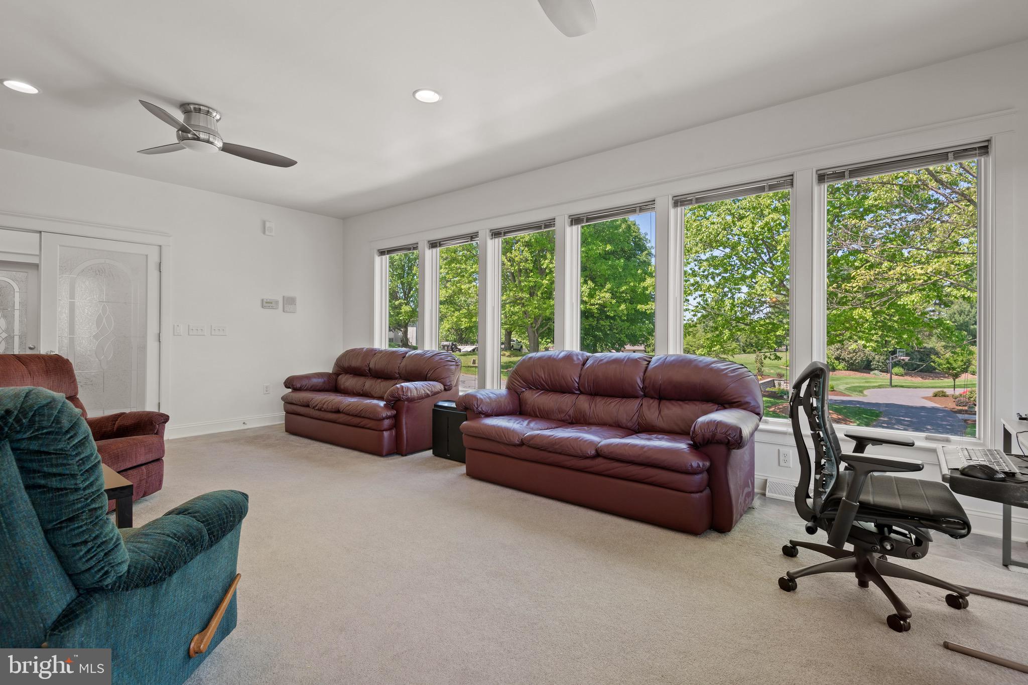 23 Deerfield Road Lancaster, PA 17603 - Photo 38 of 92