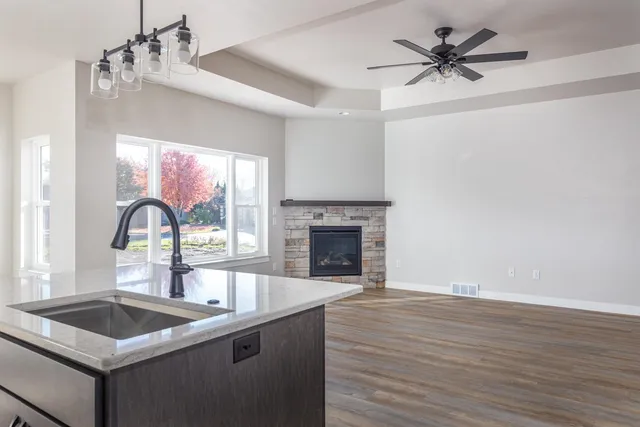 $449,900 | 1009 Lotus Trail, Menasha, WI 54952