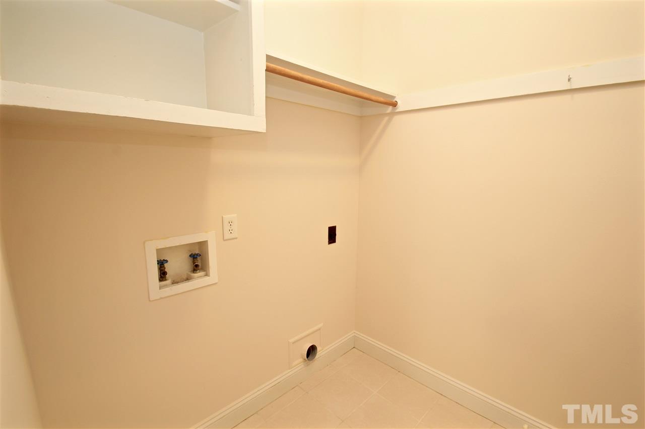 1501 Patterson Grove Road Apex, NC 27502 - Photo 20 of 30 Gallery Image 20