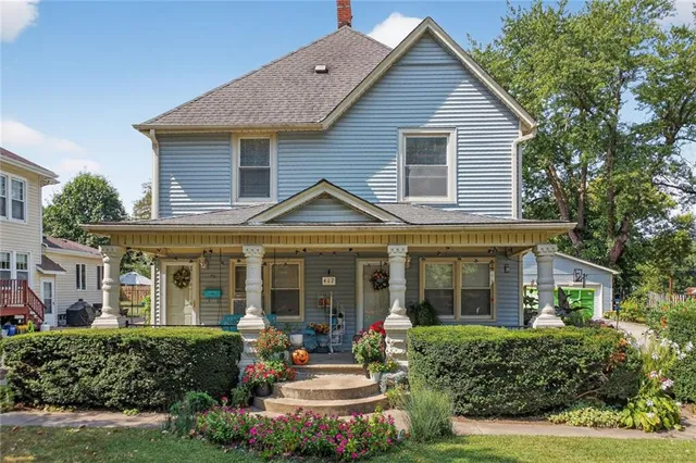 $230,000 | 417 South 2nd Street, Odessa, MO 64076