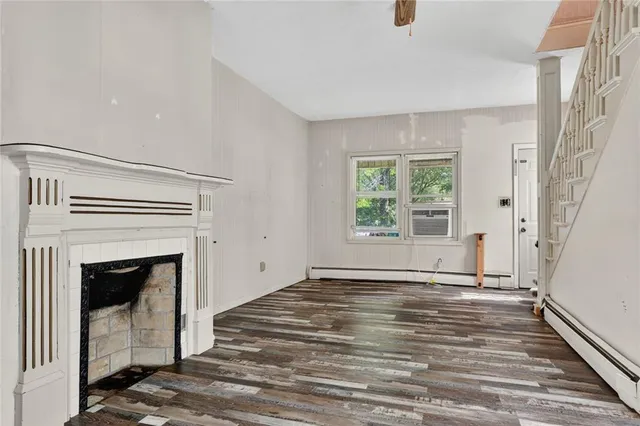 $230,000 | 417 South 2nd Street, Odessa, MO 64076