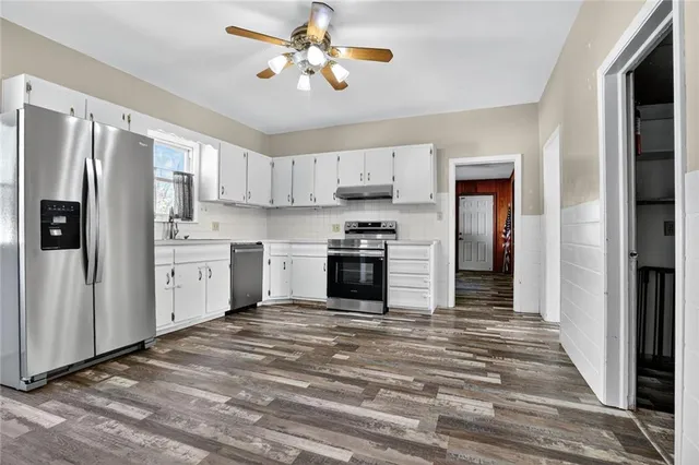 $230,000 | 417 South 2nd Street, Odessa, MO 64076