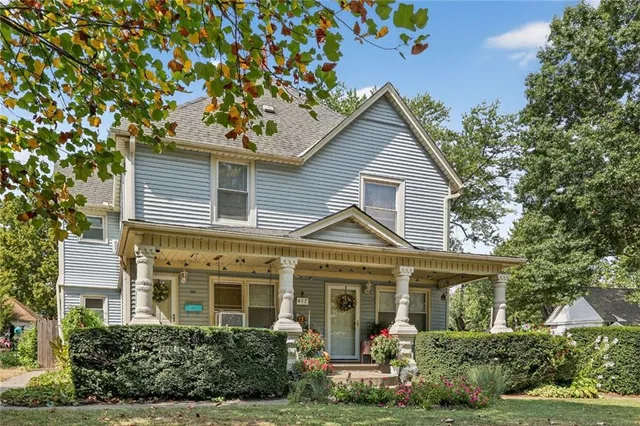 $230,000 | 417 South 2nd Street, Odessa, MO 64076