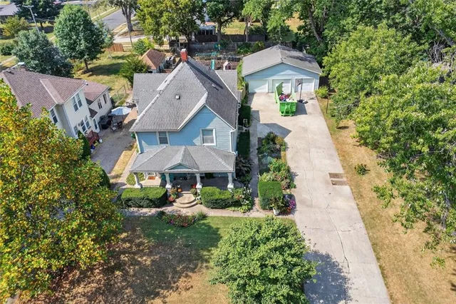 $240,000 | 417 South 2nd Street, Odessa, MO 64076