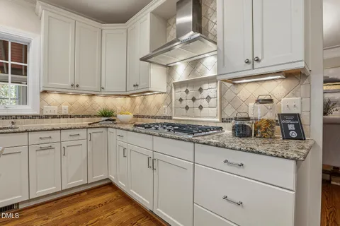 $925,000 | 1703 Charlion Downs Lane, Apex, NC 27502