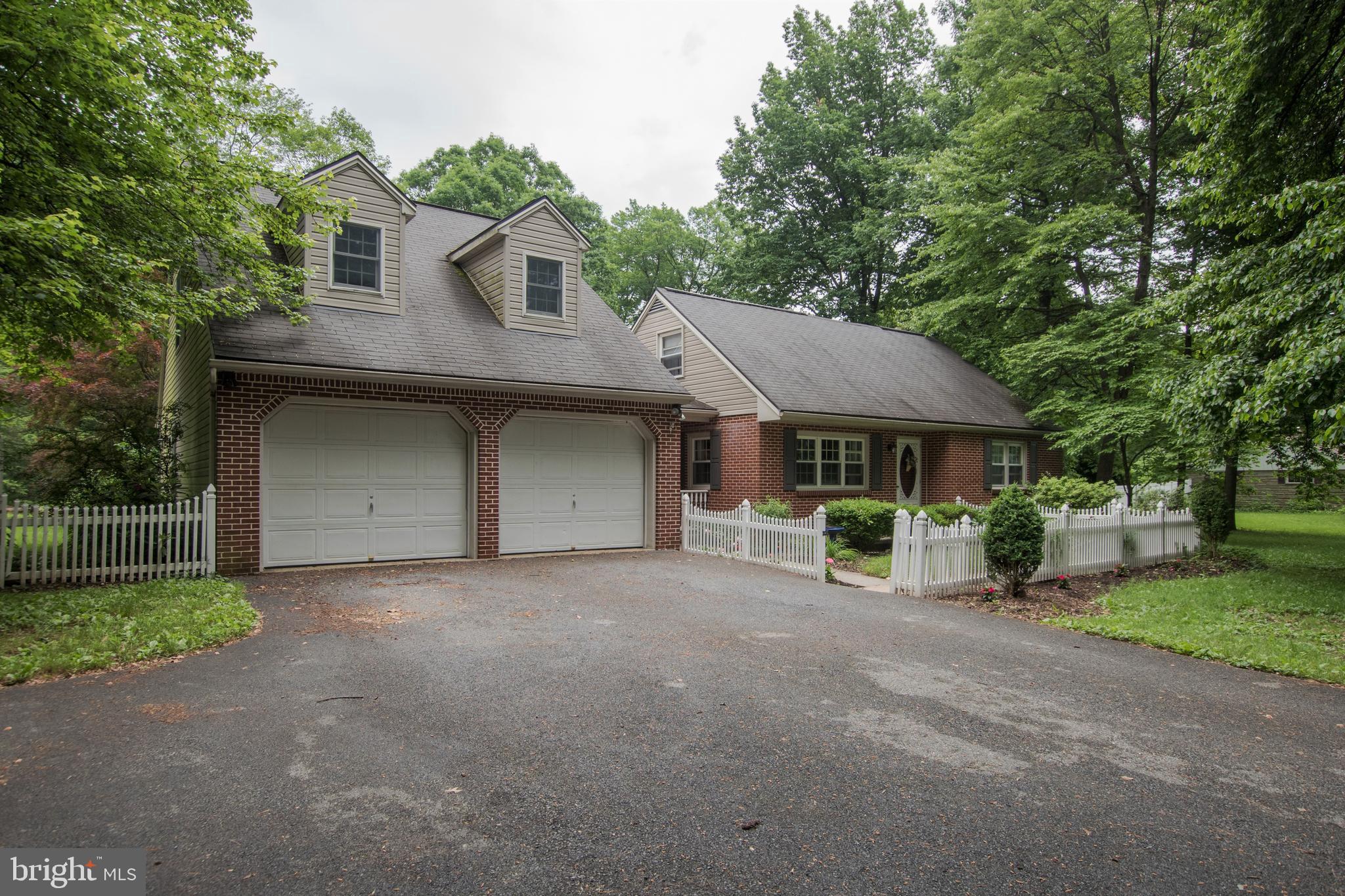 236 Lawn Road Palmyra, PA 17078 - Photo 3 of 31 Gallery Image 3