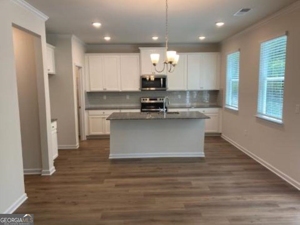 4004 Riverchess Lane Southwest Atlanta, GA 30331 - Photo 16 of 29