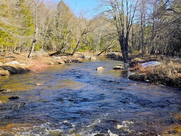 $179,900 | 199 Morrill Street, Buckfield, ME 04220