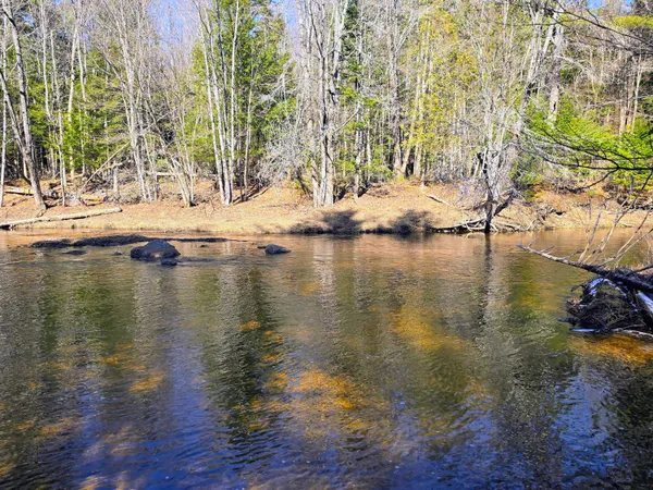 $179,900 | 199 Morrill Street, Buckfield, ME 04220