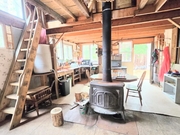 $179,900 | 199 Morrill Street, Buckfield, ME 04220