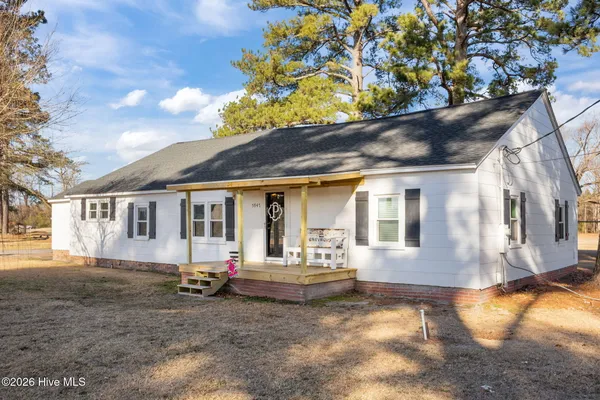 $295,000 | 5947 Elks Road, Grimesland, NC 27837