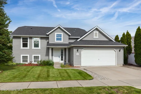 $649,900 | 8178 North Coolin Drive, Hayden, ID 83835