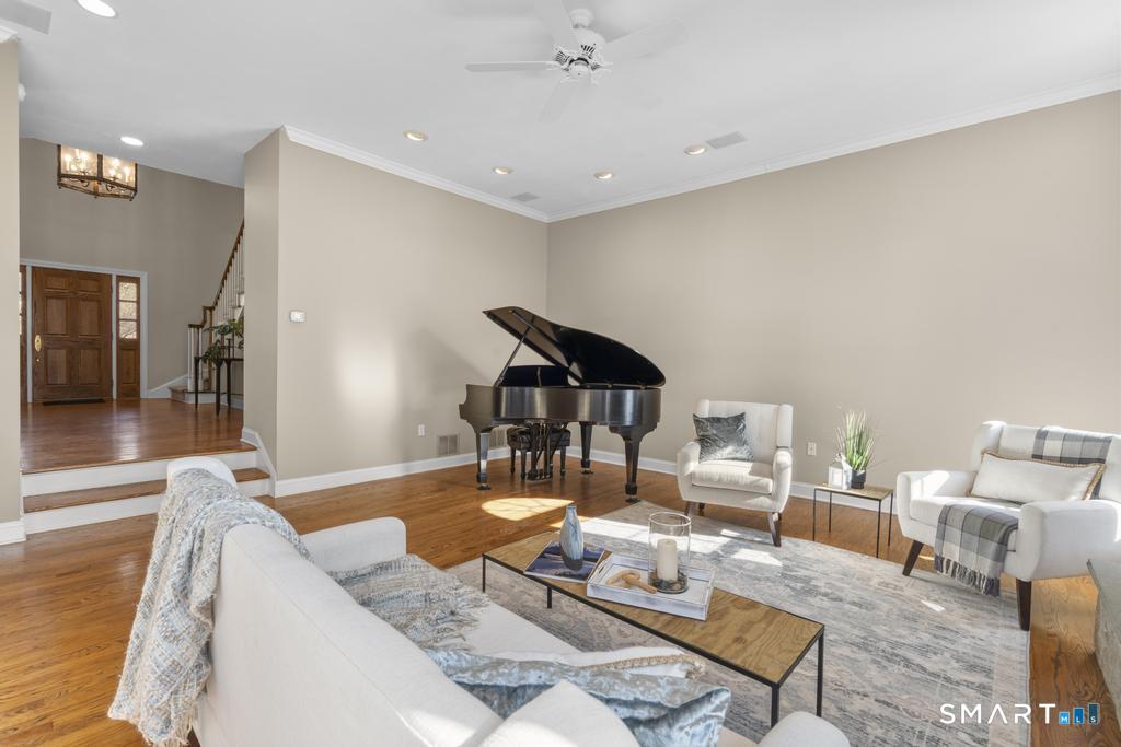 14 Cleft Rock Road Woodbridge, CT 06525 - Photo 12 of 40 family room