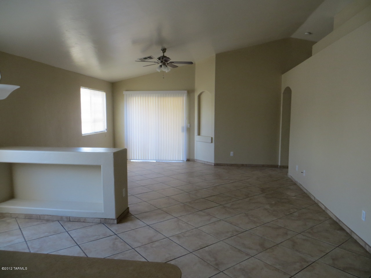 4361 Via Rio Azul South Tucson, AZ 85714 - Photo 5 of 18 an empty room with windows