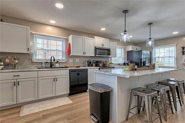 $189,900 | 1608 Kansas Avenue, White Oak, PA 15131