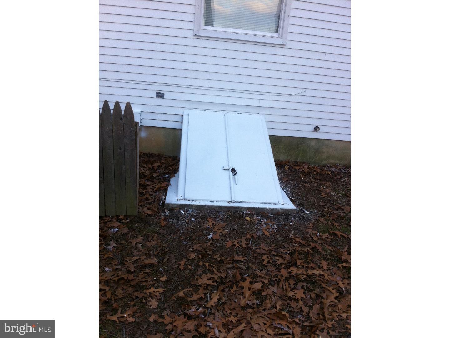 9 Cottage Gate Road Sicklerville, NJ 08081 - Photo 21 of 23 Exterior Back