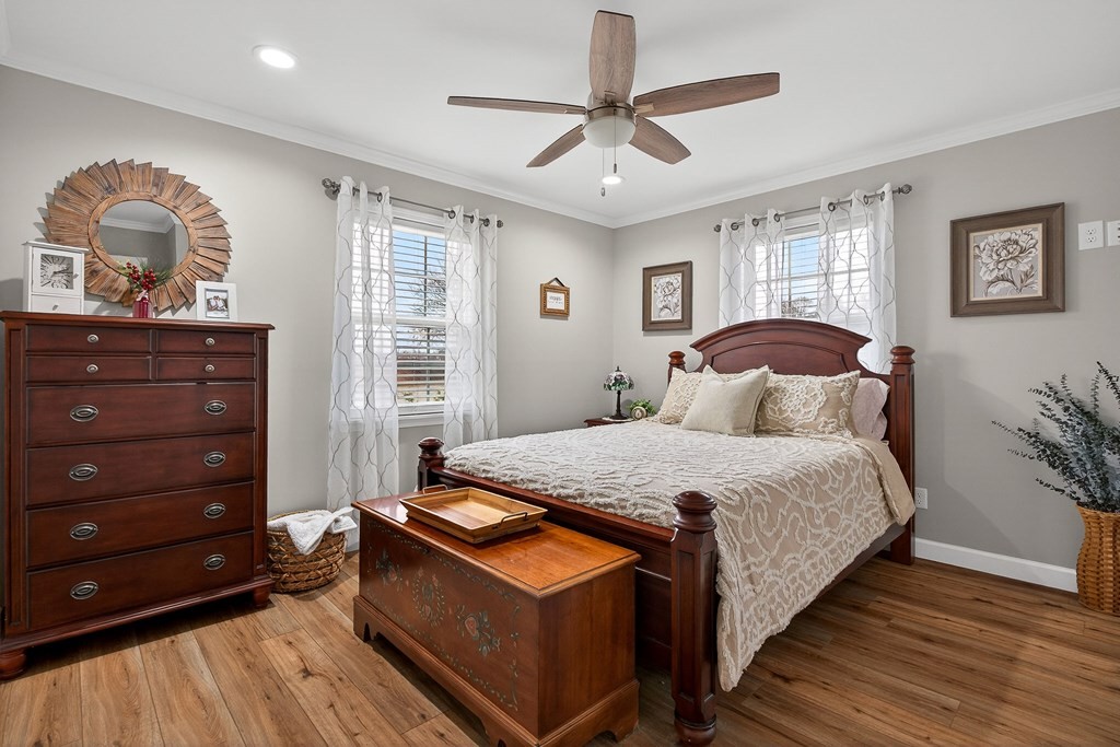 2195 Windle Community Road Cookeville, TN 38506 - Photo 18 of 22 a bedroom with a bed and a dresser