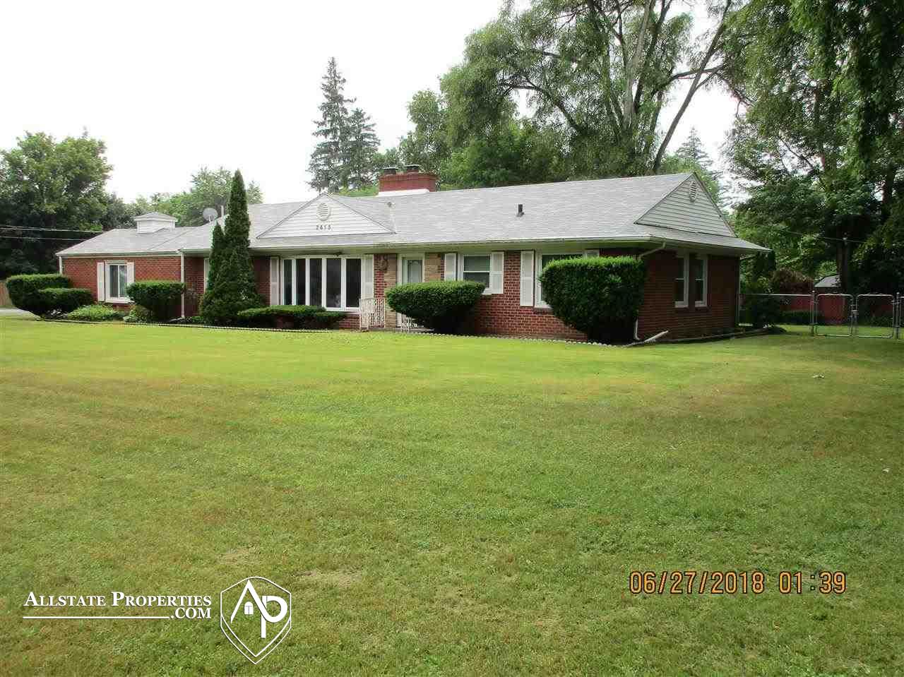 2415 Covert Road Burton, MI 48509 - Photo 18 of 20 21467676-17.JPG