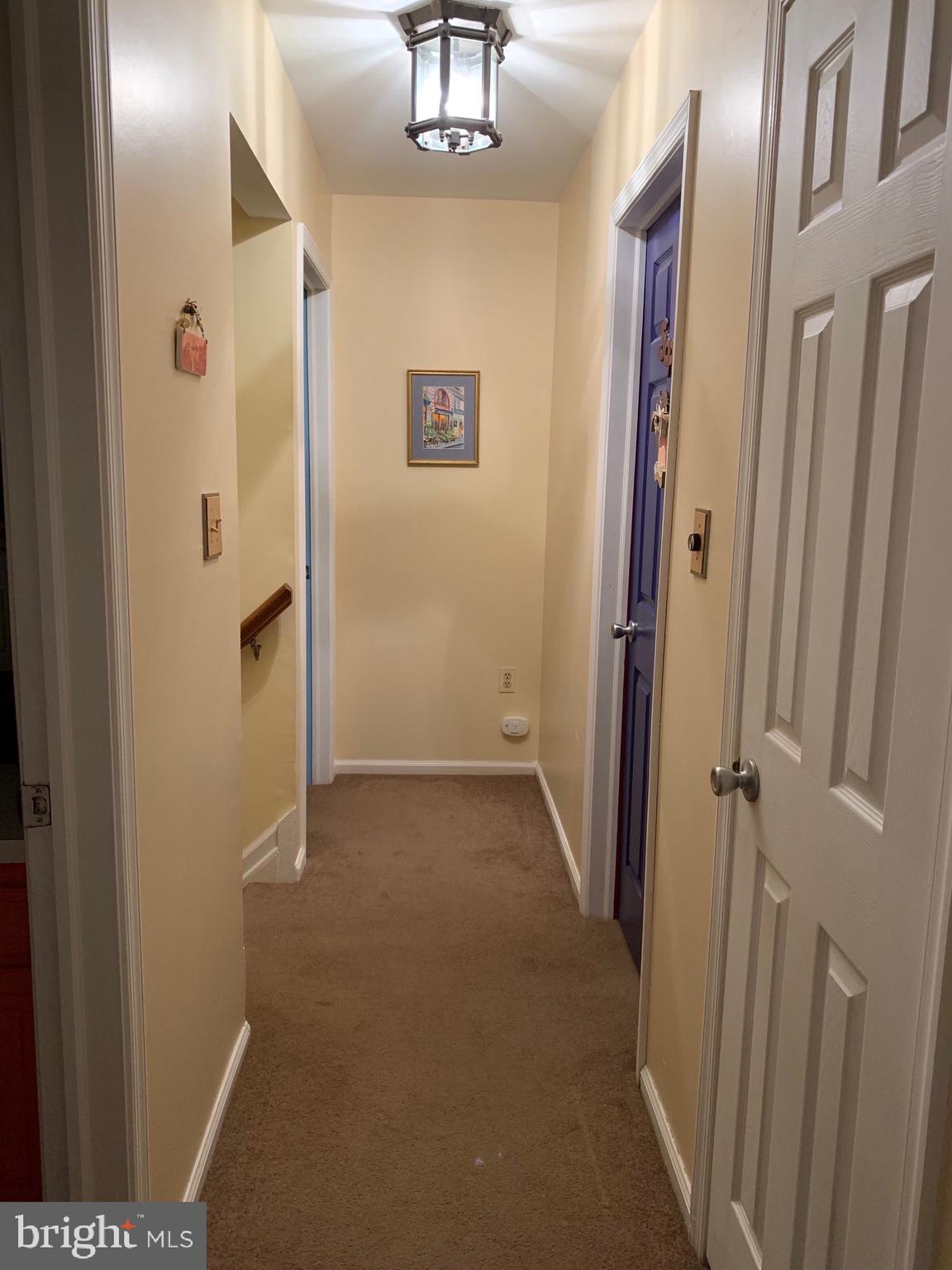 1458 Cortez Road Blue Bell, PA 19422 - Photo 14 of 18 Hallway