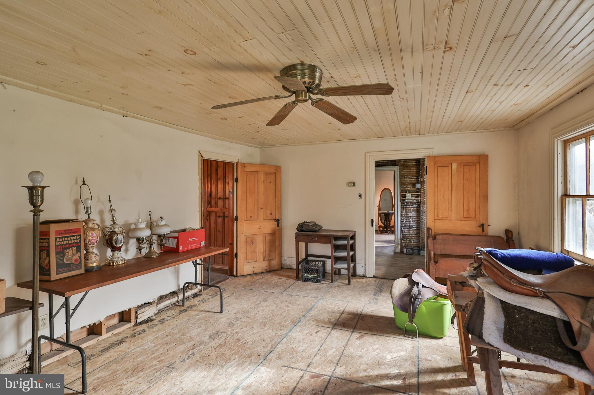 8659 Allemaengel Road Kempton, PA 19529 - Photo 33 of 71