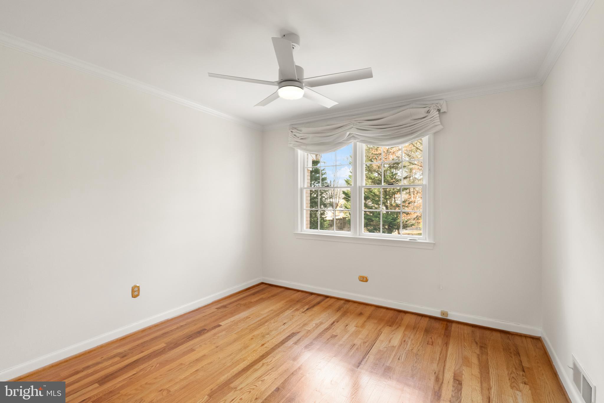 1838 Golf View Court Reston, VA 20190 - Photo 34 of 60