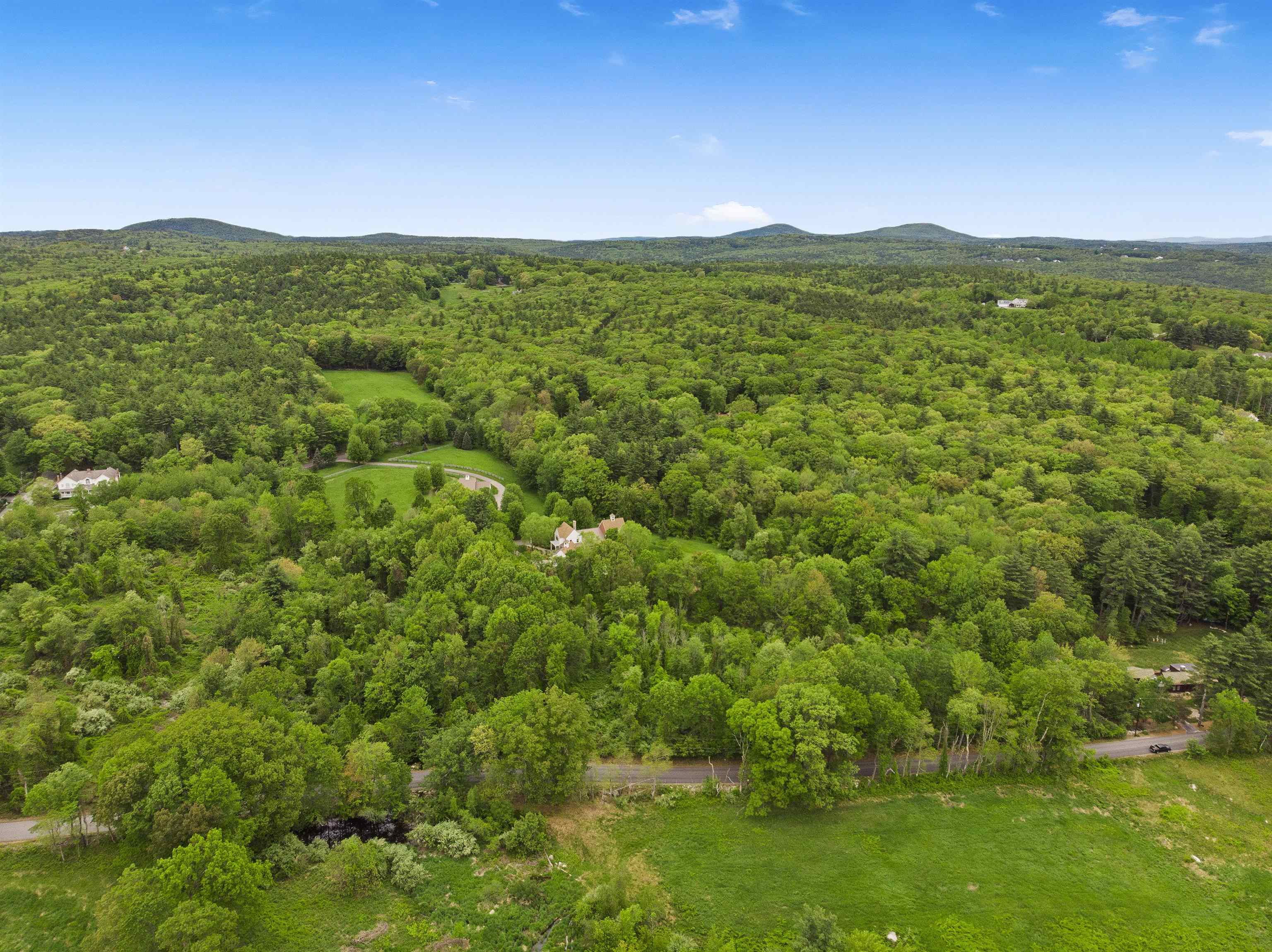 103 Mack Hill Road Amherst, NH 03031 - Photo 13 of 22
