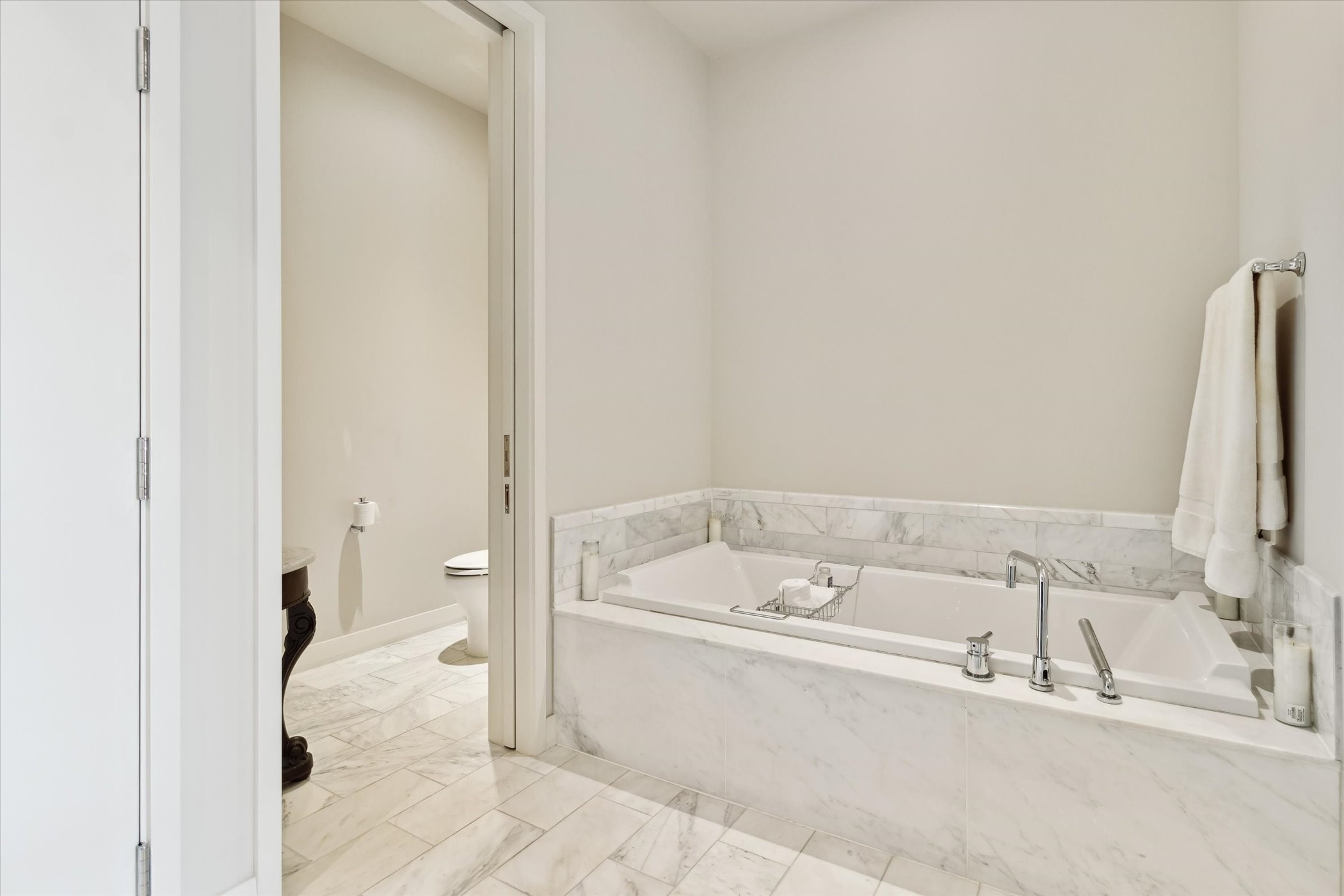 210 Lavaca Street, Unit 1802 Austin, TX 78701 - Photo 20 of 29