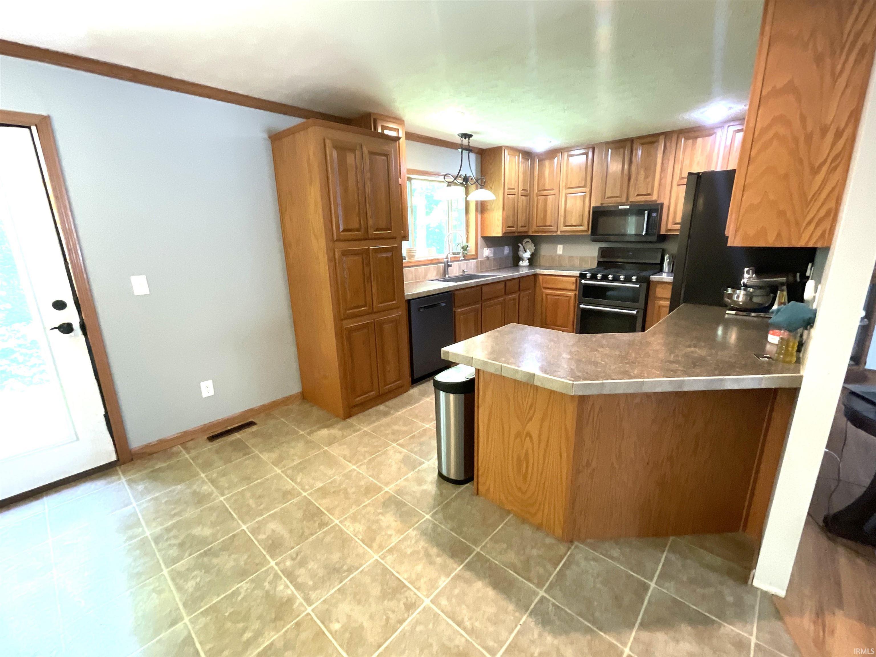 1825 Pea Ridge Road Spencer, IN 47460 - Photo 12 of 30