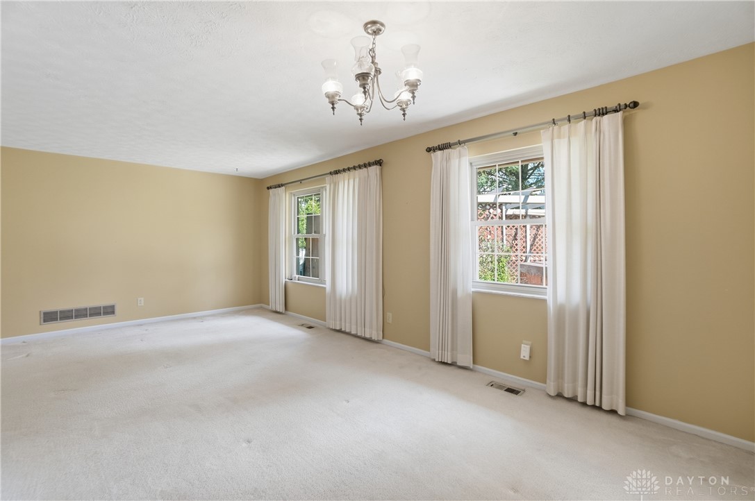 9964 Hummingbird Way Dayton, OH 45458 - Photo 14 of 57 This bright and airy room offers a blank canvas for your personal touch and design aspirations.