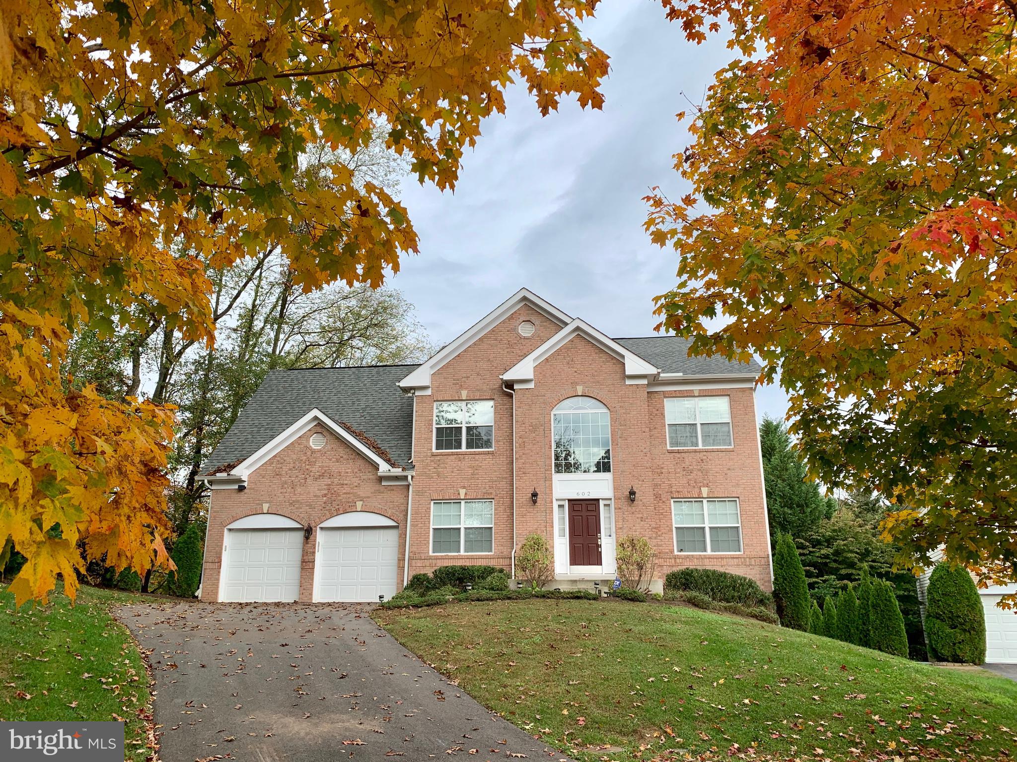 602 Deerhead Court Silver Spring, MD 20904 - Photo 3 of 54