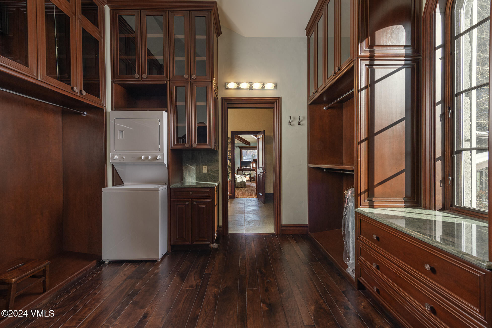 1979 Sunburst Drive Vail, CO 81657 - Photo 14 of 50 DSC_2444